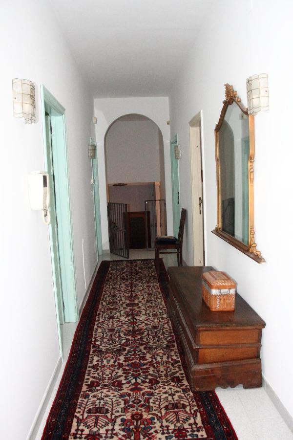 Ari B&B Монтесильвано Экстерьер фото